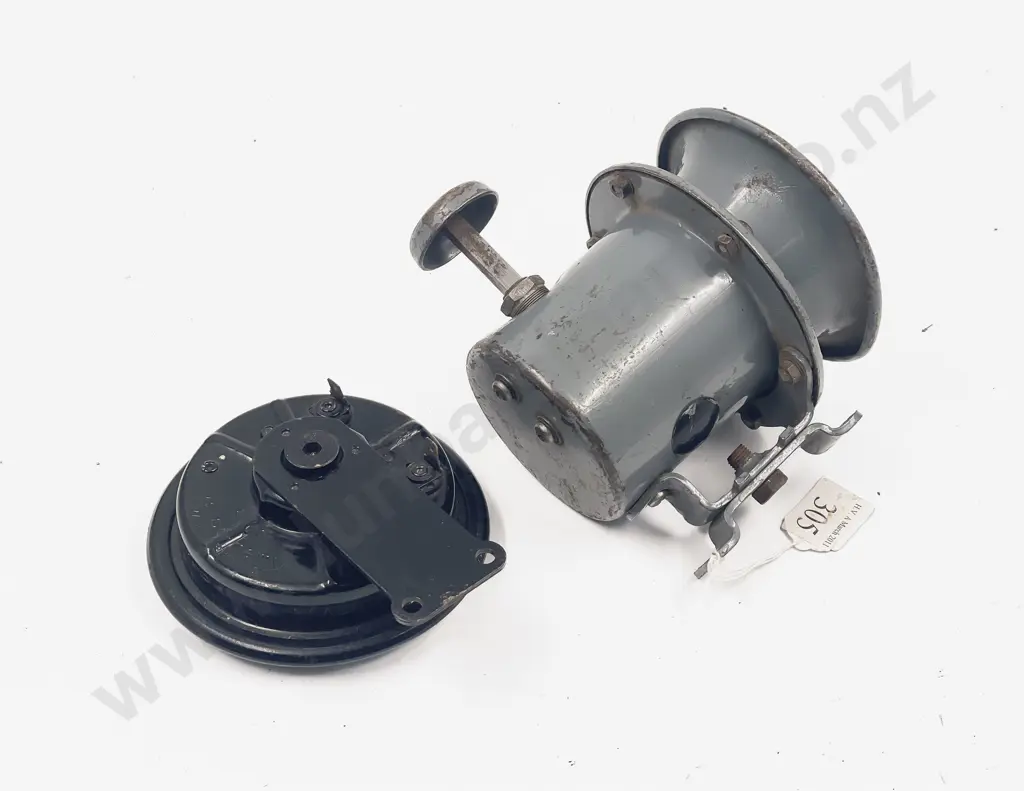 Delco-Remy Made in England A7308 Actone Car Horn and Other Hand Operated Image 1++