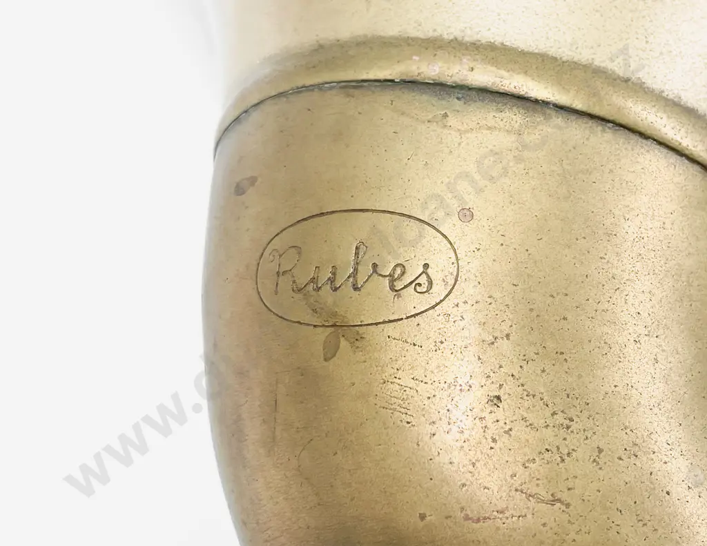 Vintage Brass Automobile Horn Image 1++