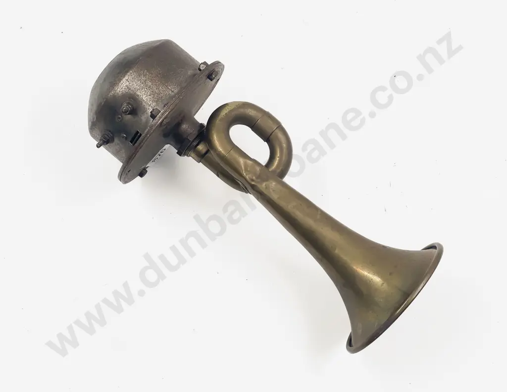 Renault HF 201 6Volts Brass Automobile Horn Image 1++