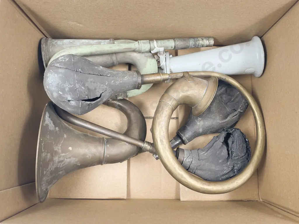 Four Vintage Automobile Horns suitable for restoration and or parts Image 1++