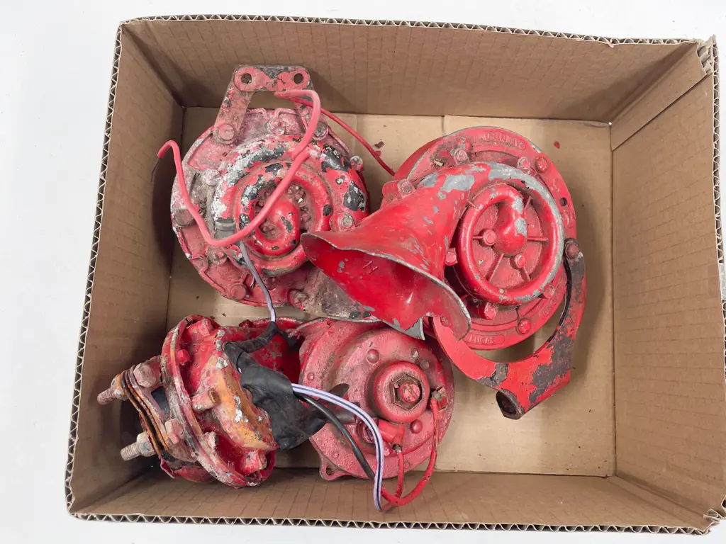 Vintage Automobile Sparton Snail Horns suitable for restoration and or parts Image 1++