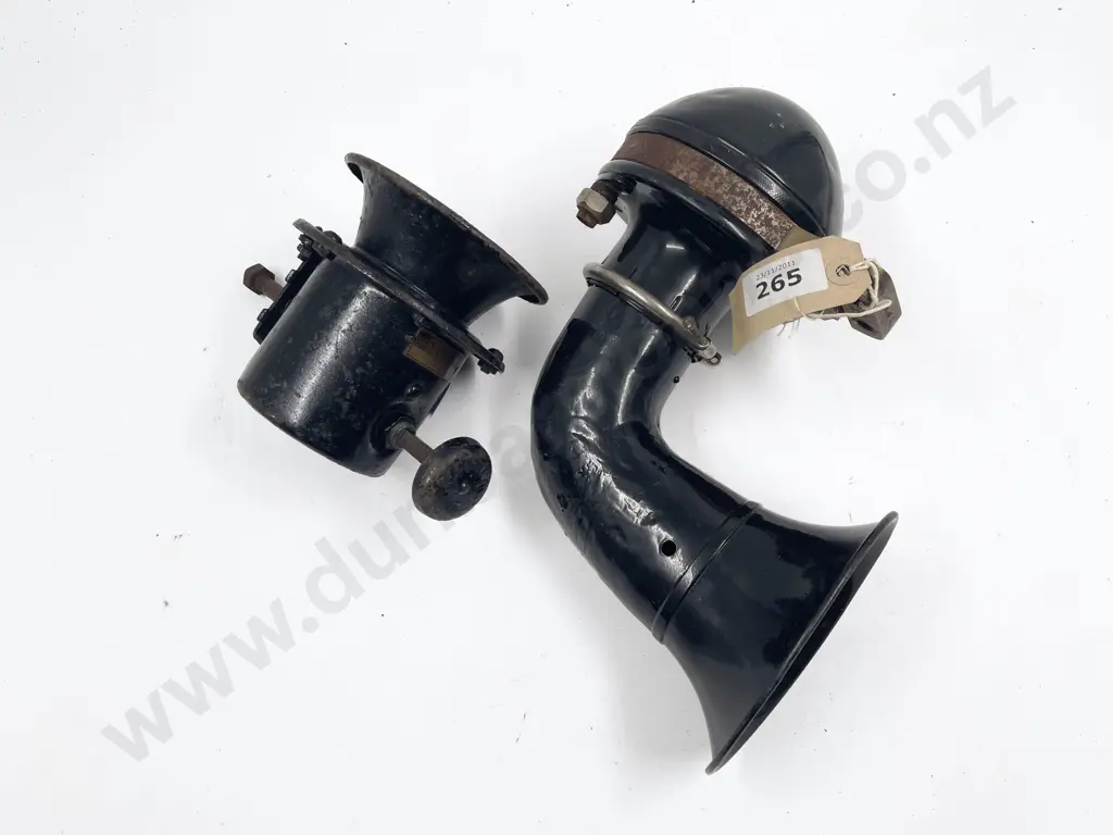 Klaxon Type E Automobile Horn and other Image 1++