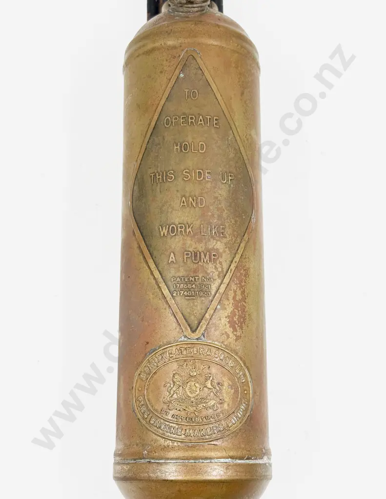 Antique Merryweather Brass Fire Extinguisher with mounting Bracket Image 1++