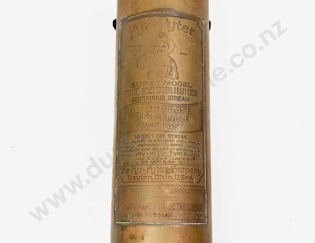 Antique Pyr-Pyter Brass Fire Extinguisher with mounting Bracket Image 1++