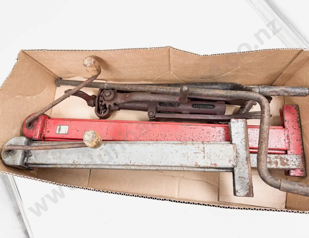 Three Vintage Tire Jacks and Three Crank Handles Image 1++