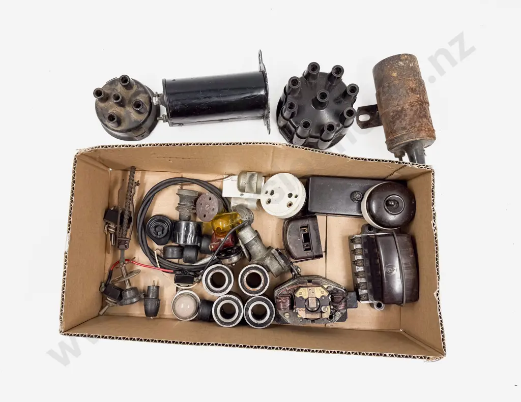 Assorted Automobile Gear Image 1++