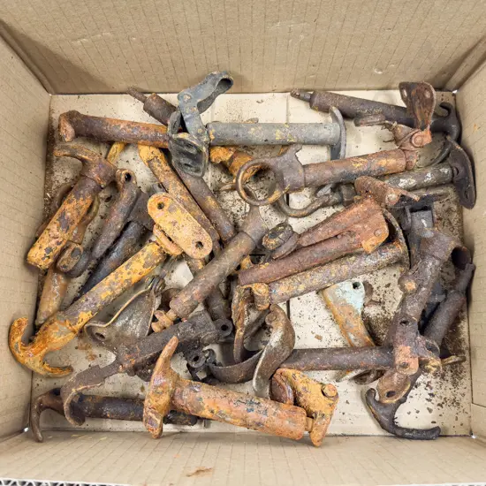 Qty Vintage Hook Latches (rusted)