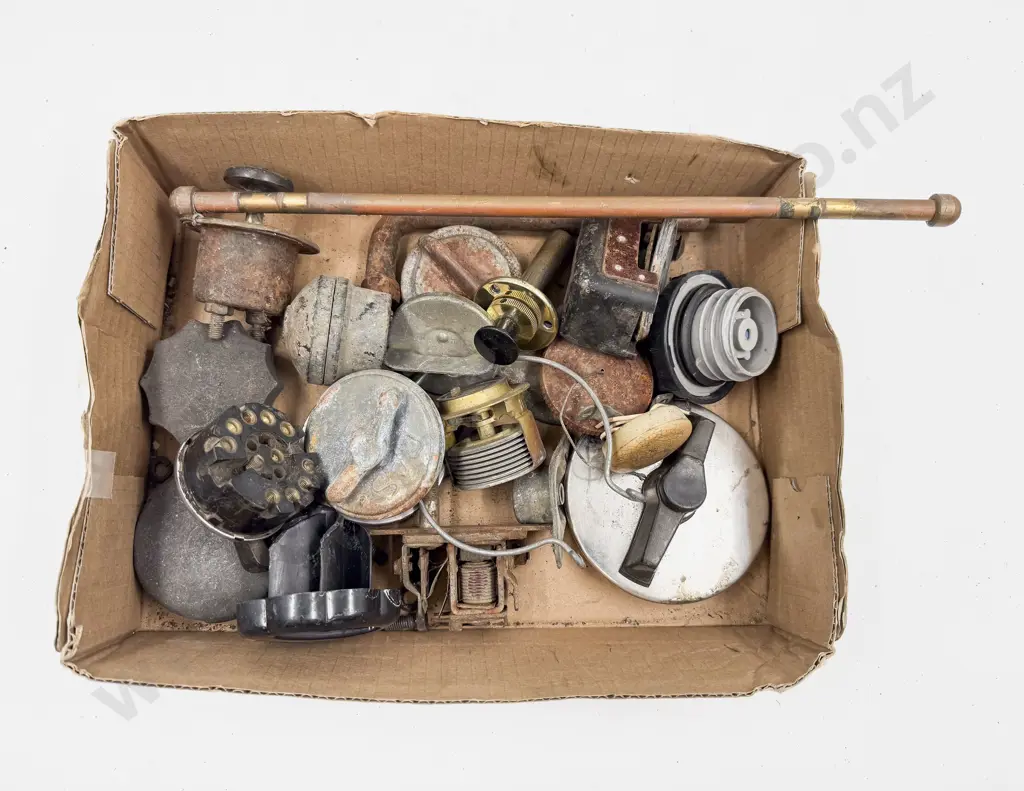 Qty Petrol Radiator and Other Caps with Assorted Image 1++