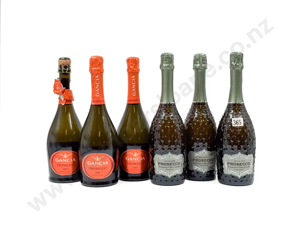 ITALY Six Assorted Prosecco Image 1++
