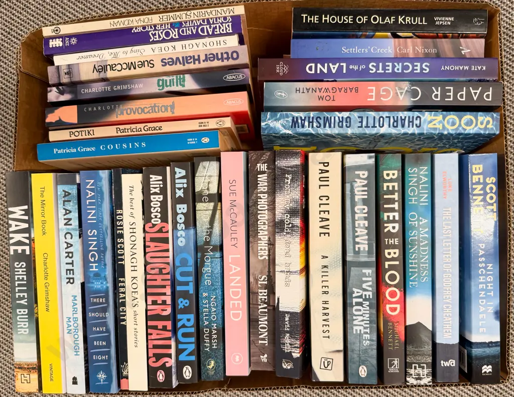 Box Quantity Assorted NZ Fiction Image 1++