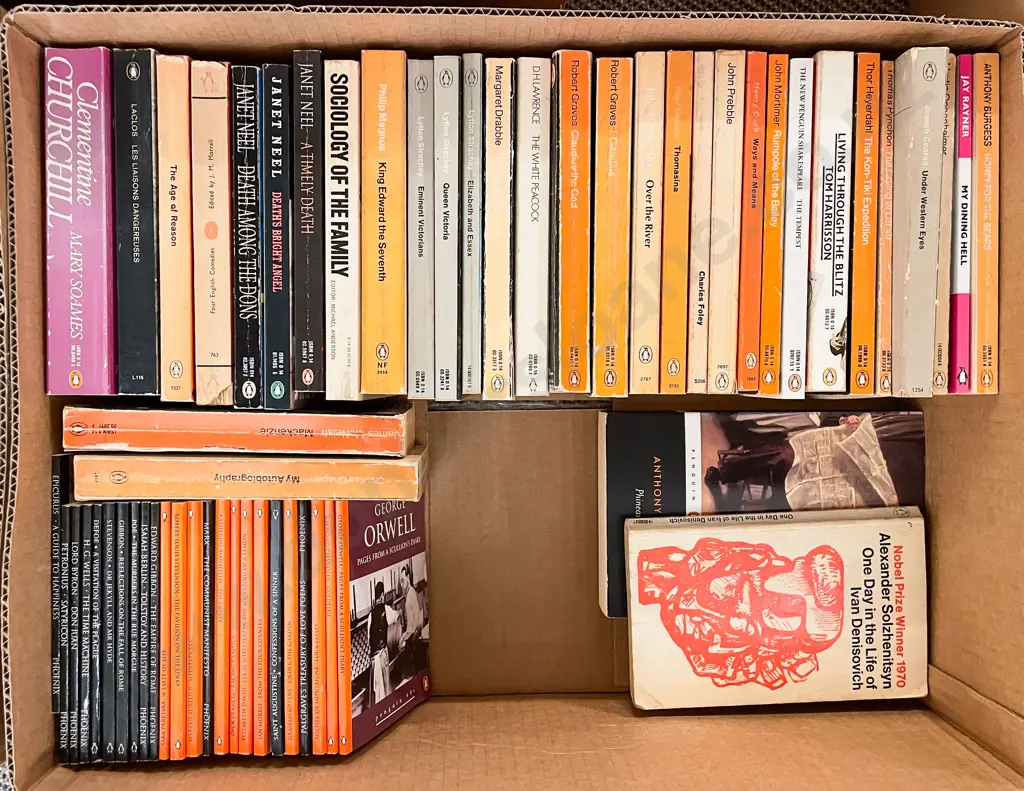 Box Assorted Penguins Image 1++