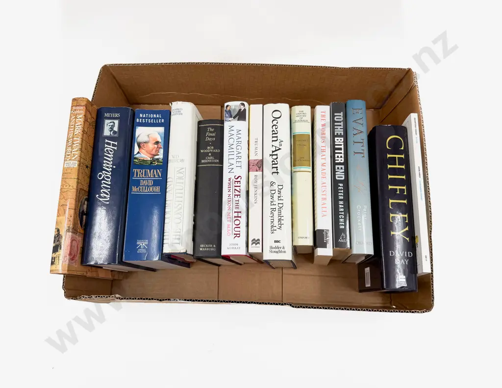 Carton Assorted Biographies Image 1++