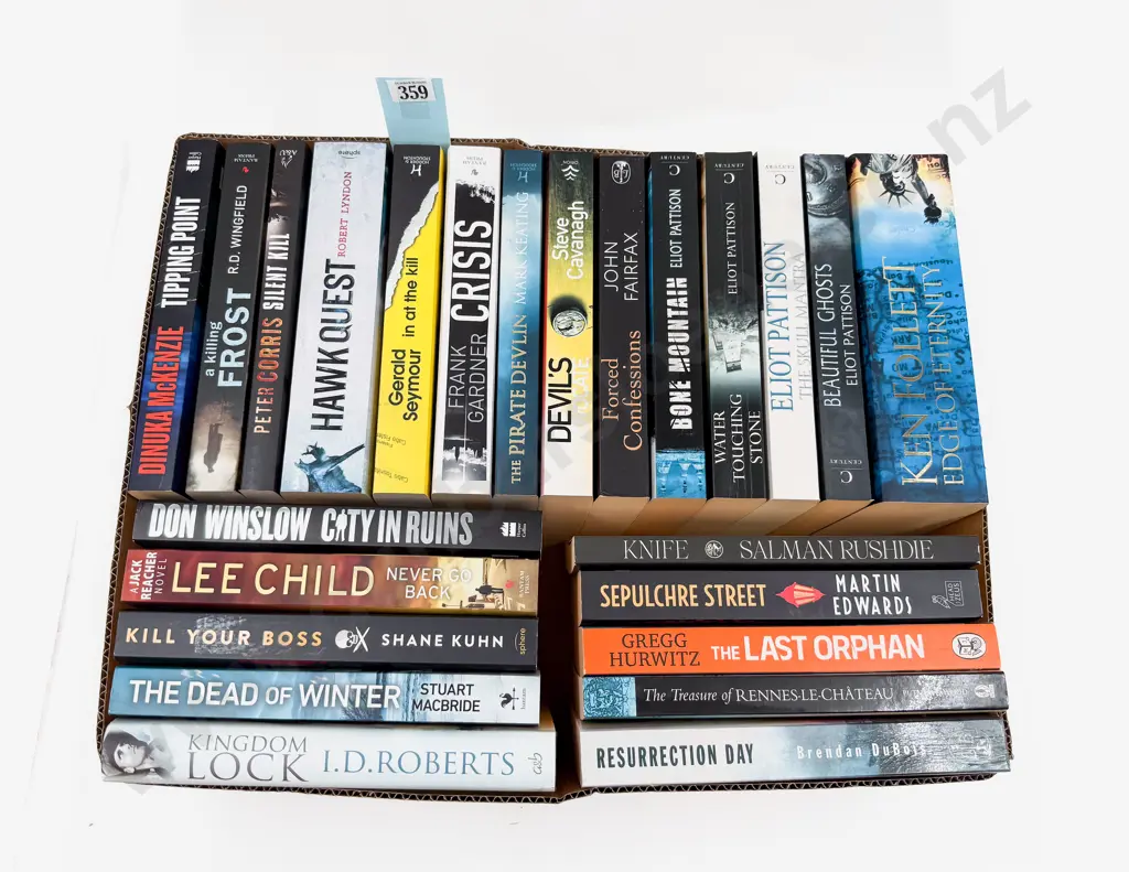 Carton Assorted Modern Crime Fiction Image 1++