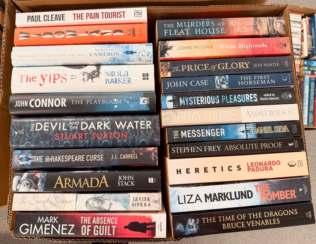 Box Assorted Modern Crime Fiction and Other Image 1++
