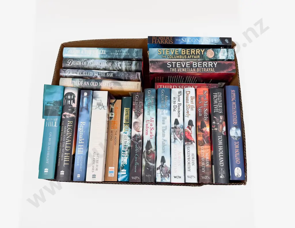 Box Assorted Modern Crime Fiction Image 1++