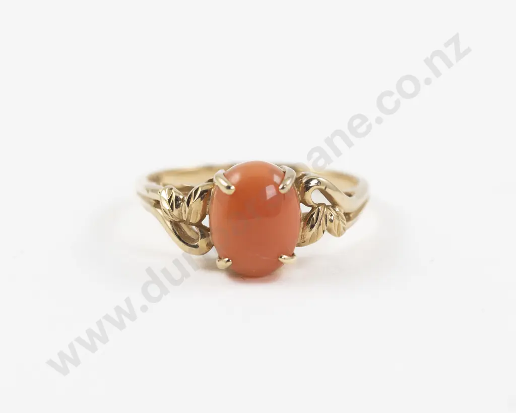14ct Single Stone Coral Ring Image 1++