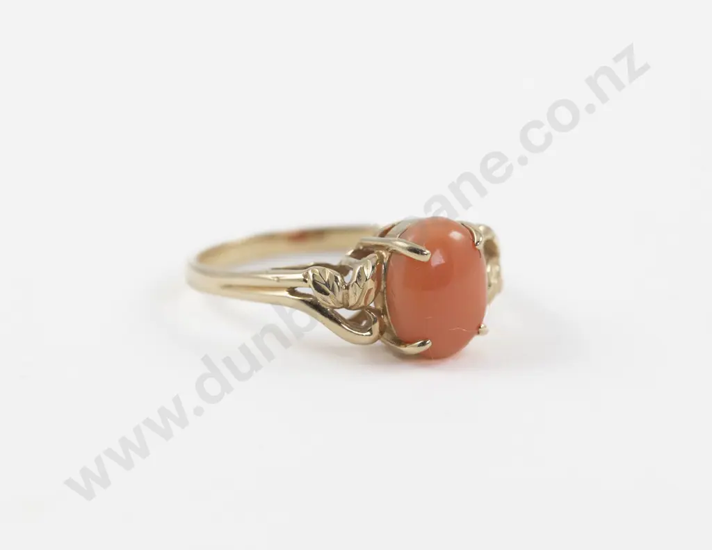 14ct Single Stone Coral Ring Image 1++