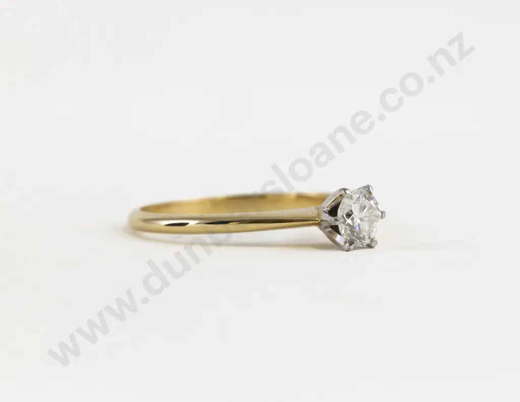 18ct Solitaire Diamond Ring Image 1++