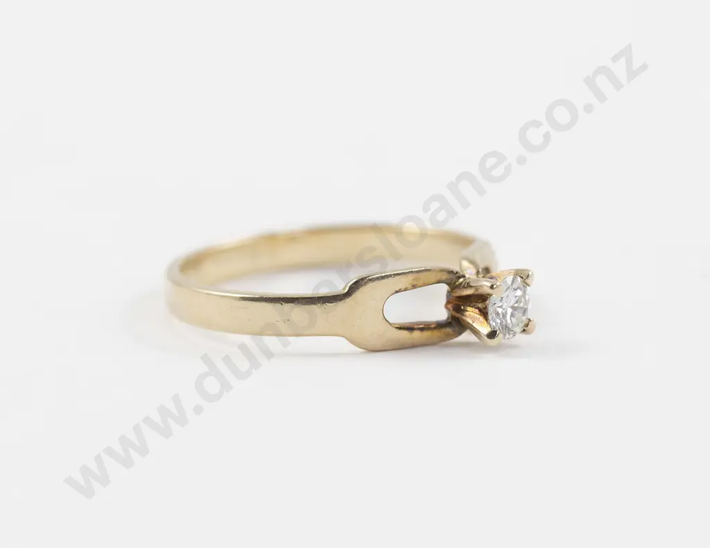 18ct Solitaire Diamond Ring Image 1++