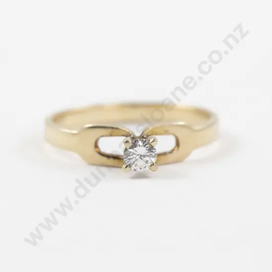 18ct Solitaire Diamond Ring