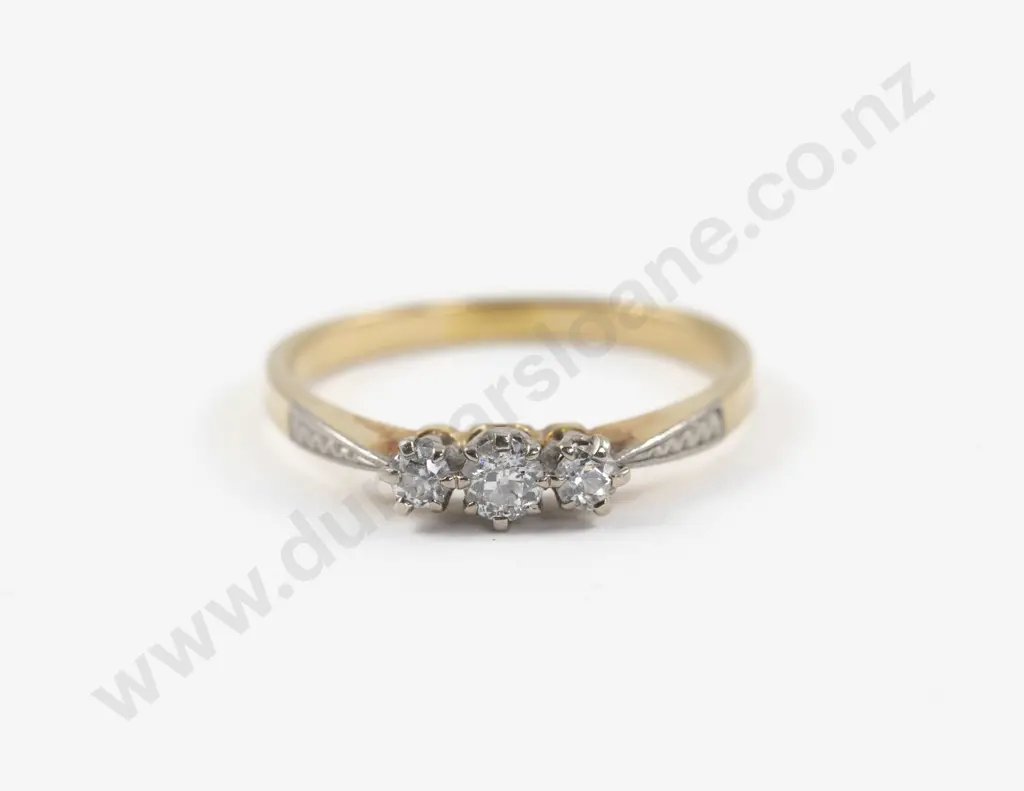18ct Three Stone Diamond Bridge Ring Image 1++