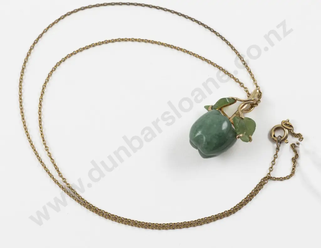 14ct Gold Jade Apple Pendant Image 1++