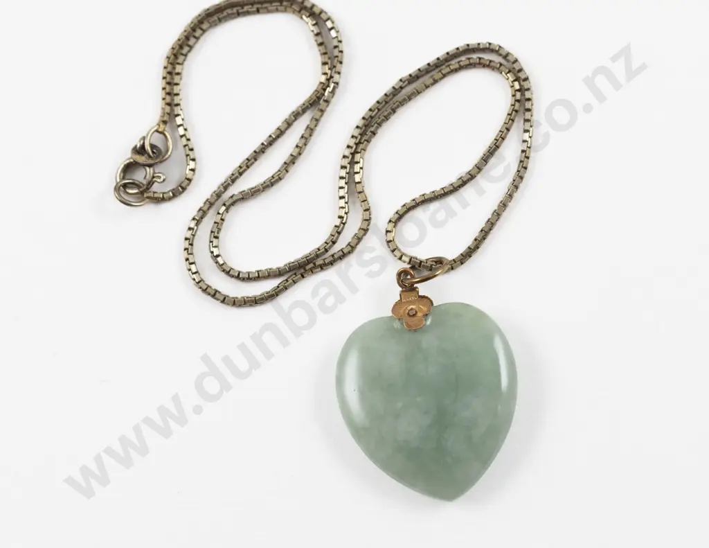Modern Jade Heart Pendant on 18ct Box Link Neck Chain Image 1++