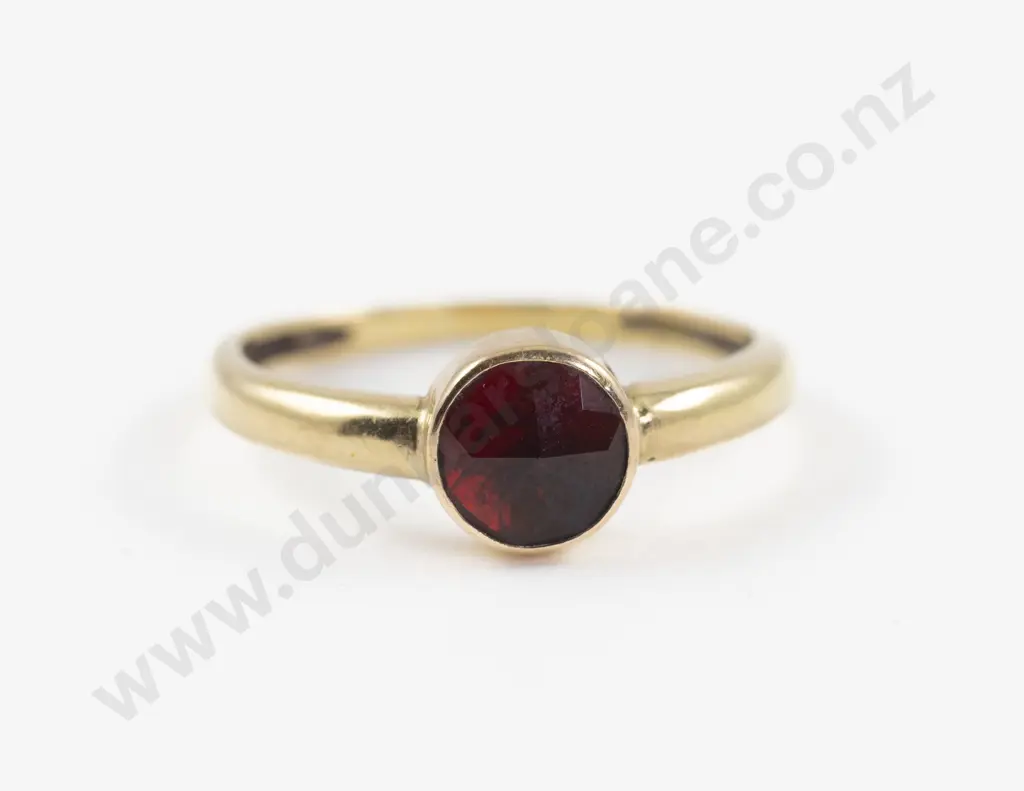 14ct Single Stone Garnet Ring Image 1++
