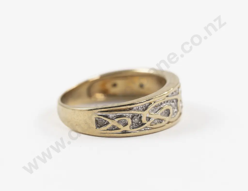 9ct Celtic Knot Design Band Ring Image 1++