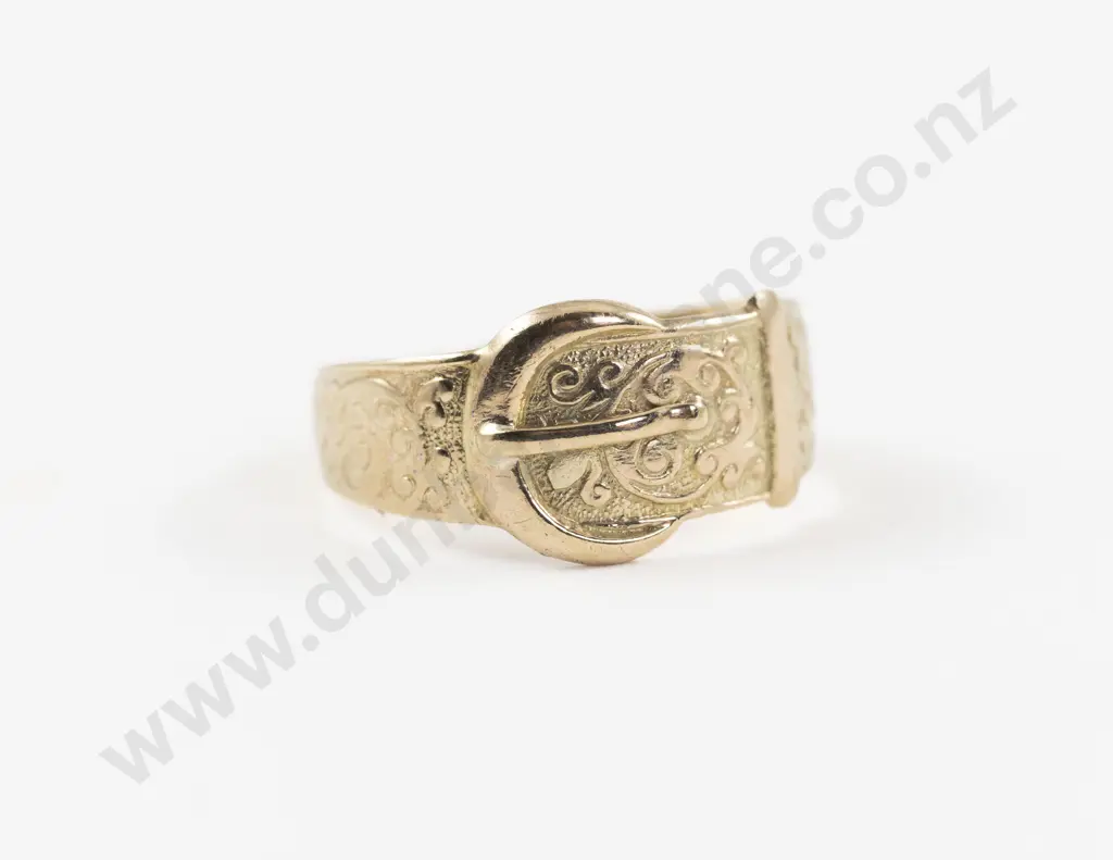 9ct Engraved Buckle Band Ring Image 1++