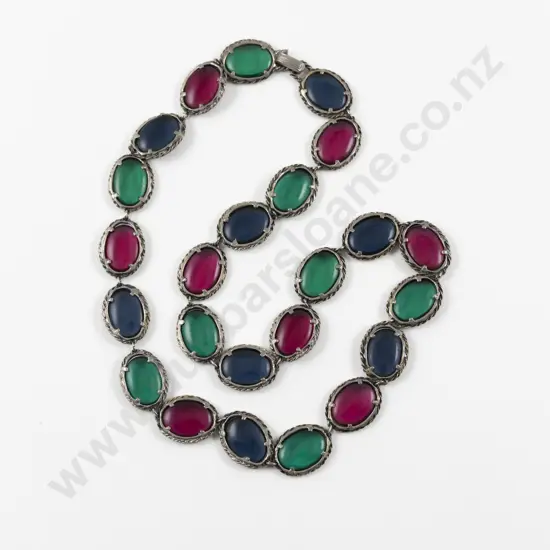 Vintage Trifari Renaissance Tri-Colour Glass Stone Necklace