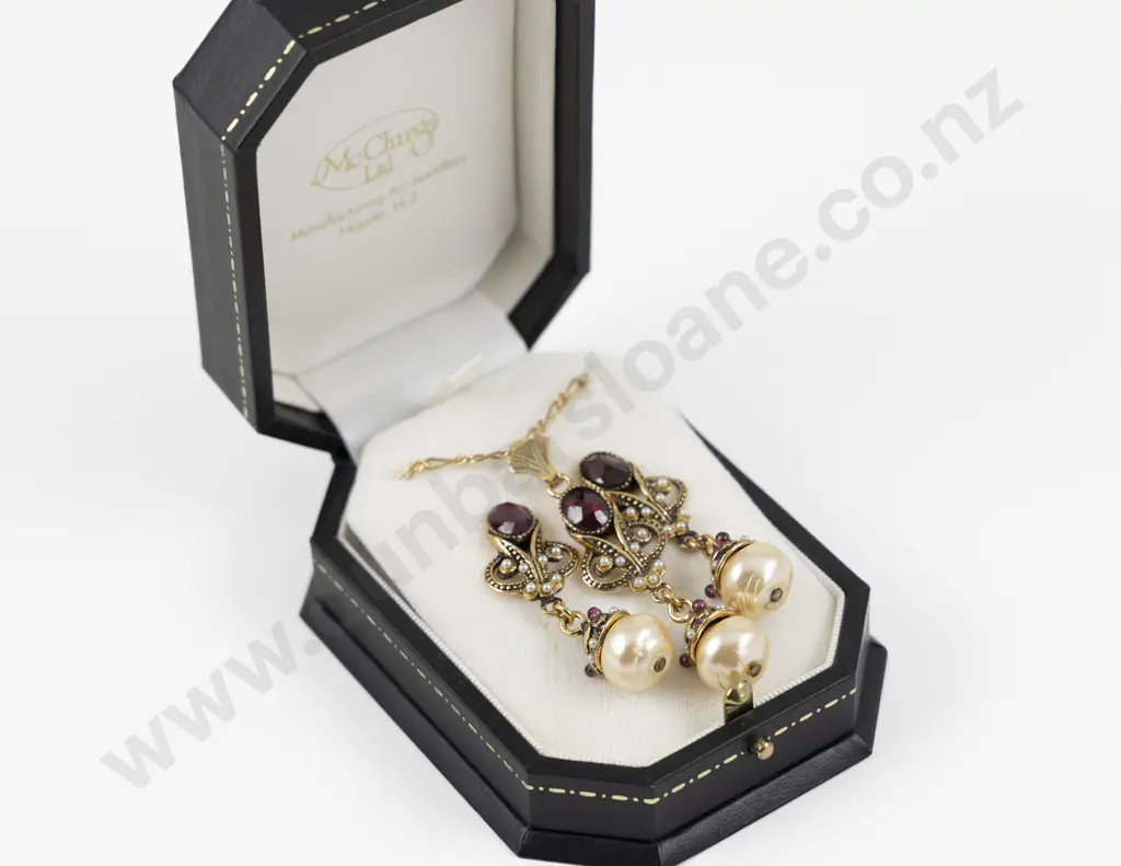 Vintage Alcozer & J Silver Gilt Imitation Ruby and Pearl Necklace Image 1++