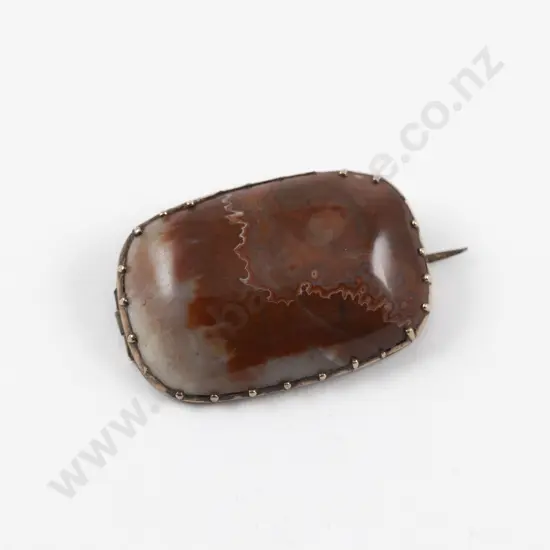 9ct Framed Agate Brooch