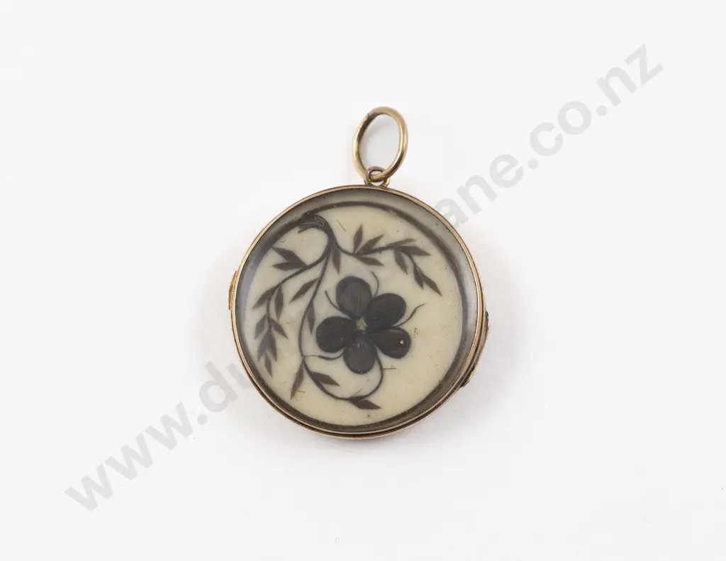 Victorian 15ct Mounted Double Sided Photo Locket Image 1++