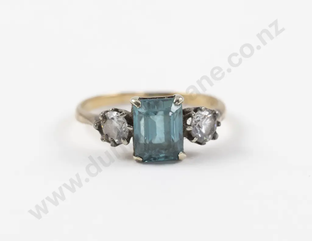 9ct Three Stone Topaz and Diamond Paste Ring Image 1++