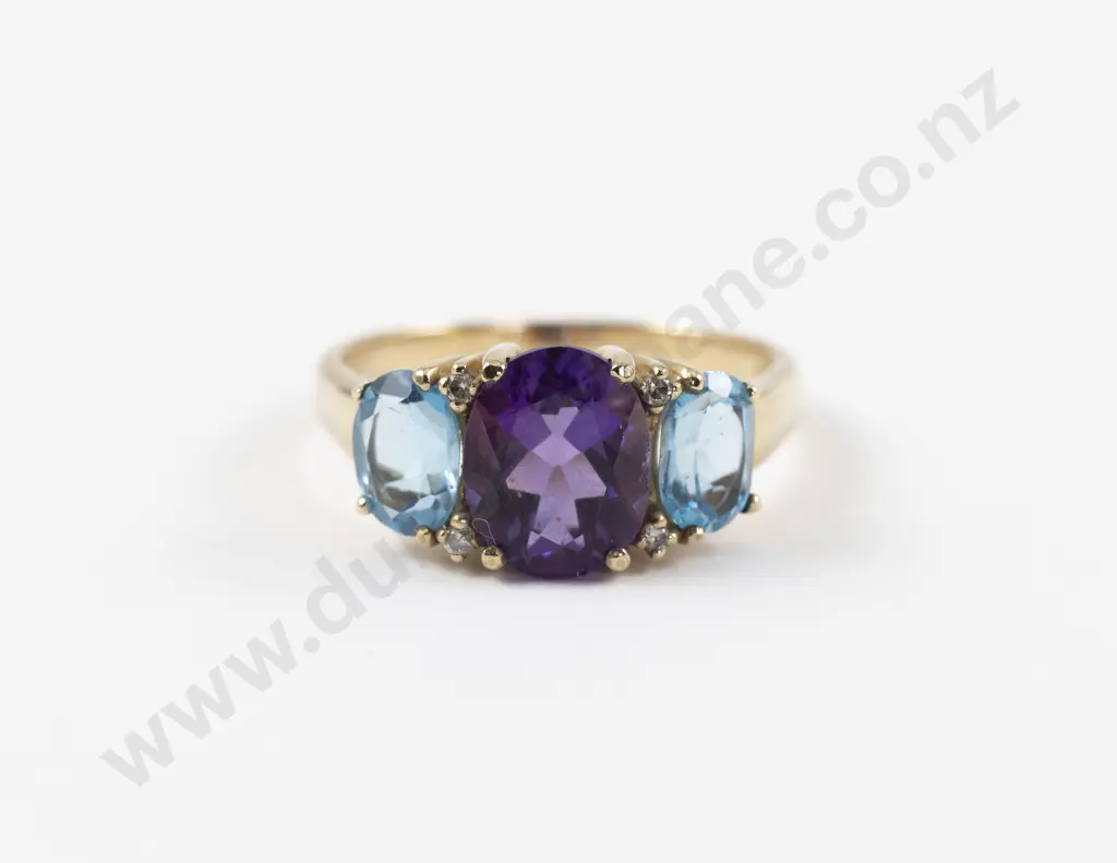 9ct Three Stone Amethyst and Topaz Ring Image 1++