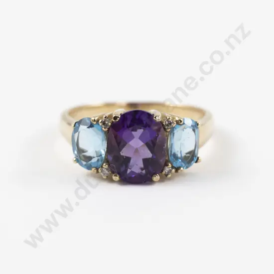 9ct Three Stone Amethyst and Topaz Ring