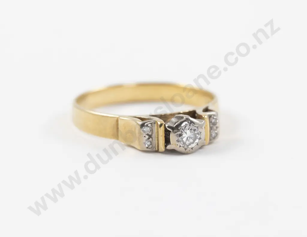 18ct Solitaire Diamond Ring Image 1++