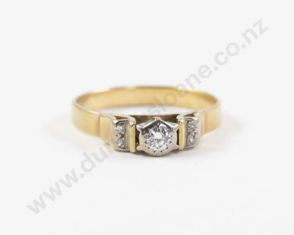 18ct Solitaire Diamond Ring Image 1++
