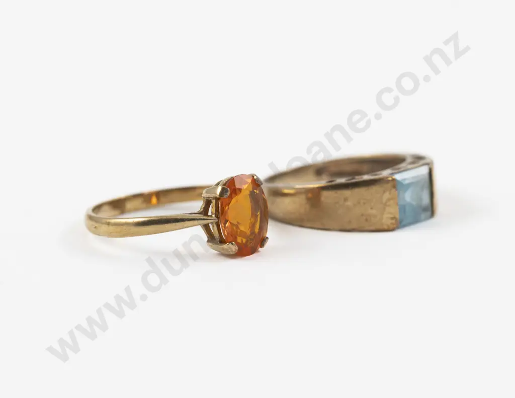 Two 9ct Single Stone Topaz Rings Image 1++