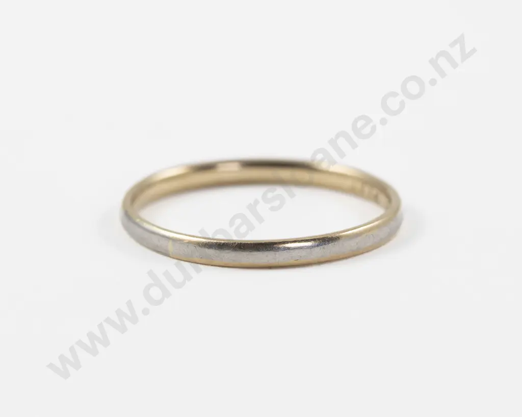 18ct and Platinum Plain Band Ring Image 1++