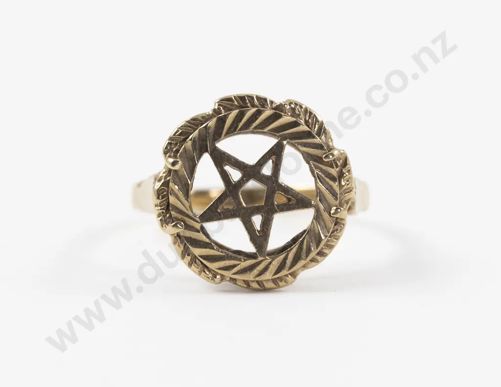 9ct Pentagram Star Ring Image 1++