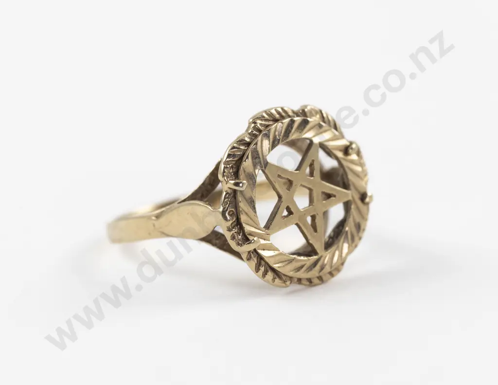 9ct Pentagram Star Ring Image 1++