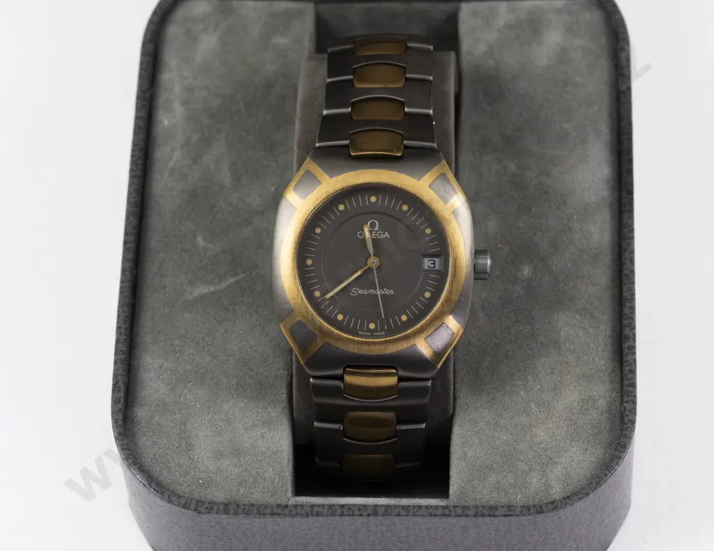 Vintage Omega Seamaster Titane 18ct & Titanium Ladies Wrist Watch Image 1++
