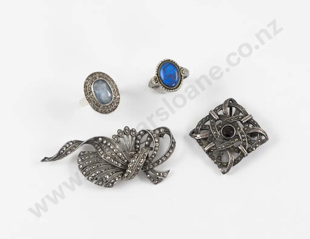 Collection of S/S and Marcasite Jewellery Image 1++