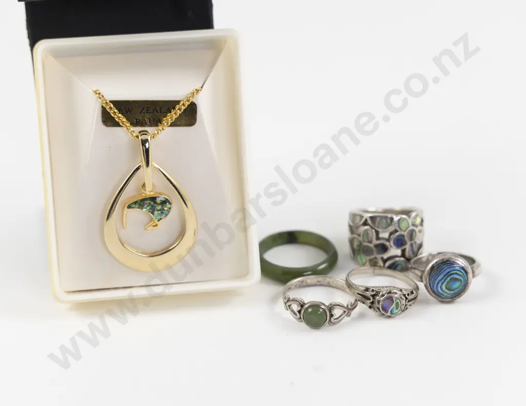 Collection of S/S Paua and Greenstone Jewellery Image 1++