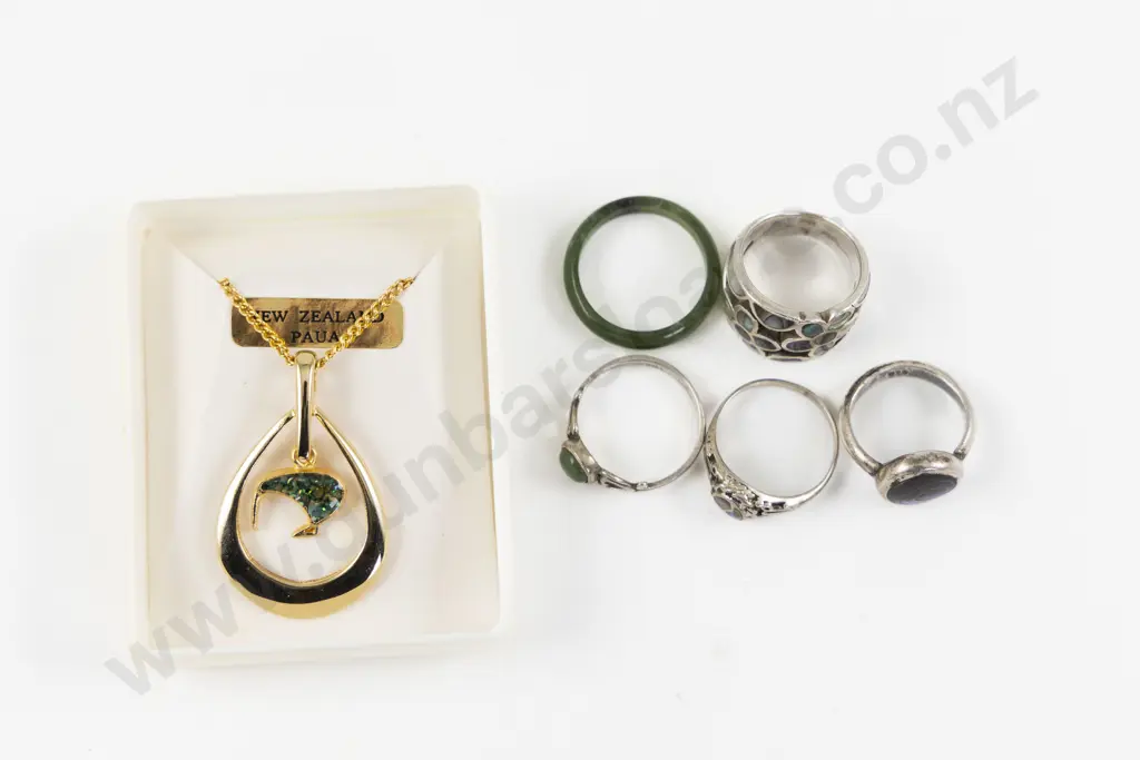Collection of S/S Paua and Greenstone Jewellery Image 1++