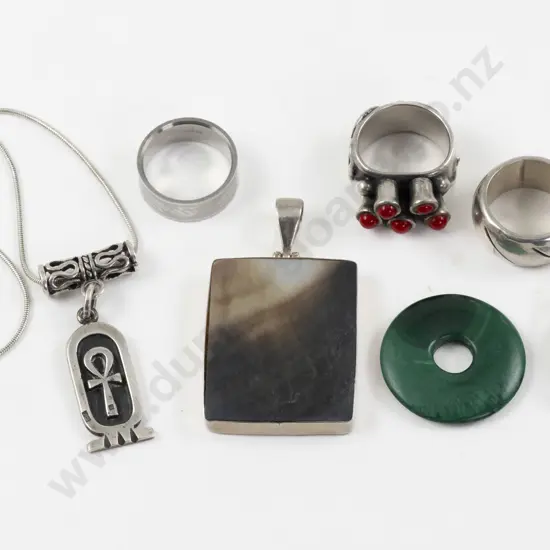 Collection of Assorted S/S Jewellery