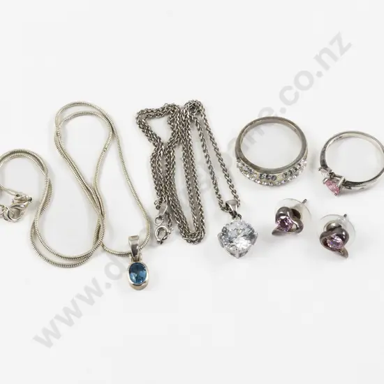 Collection of Assorted S/S Jewellery