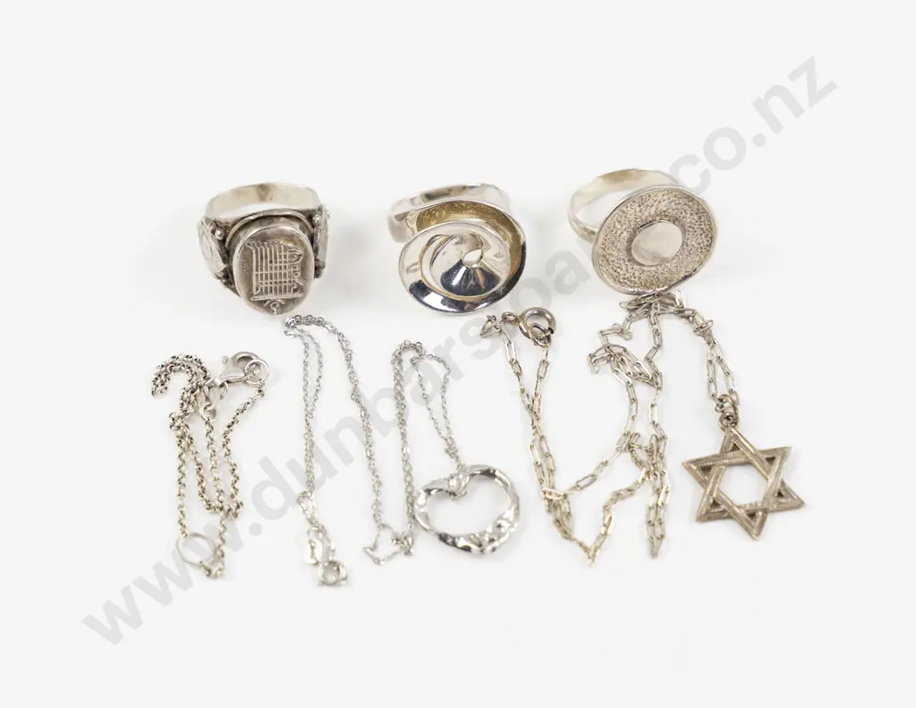 Collection of Assorted S/S Jewellery Image 1++